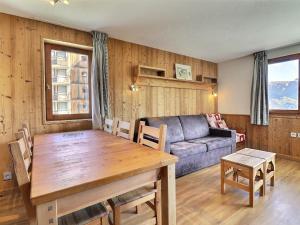 Appartement La Tania, 2 pièces, 6 personnes - FR-1-182A-4