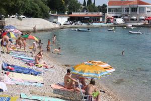 Apartments by the sea Selce, Crikvenica - 15323 
