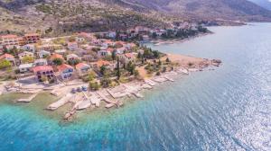 Apartments by the sea Ribarica, Karlobag - 15907 