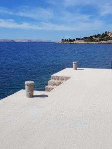 Apartments by the sea Baric Draga, Karlobag - 16148