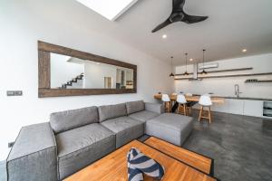 Loft Alex - Modern 1-bdr luxury loft in GREAT LOCATION !