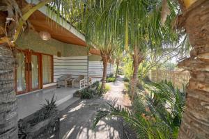 Phòng Giường Đôi/2 Giường Đơn Nhìn Ra Vườn (Double or Twin Room with Garden View)