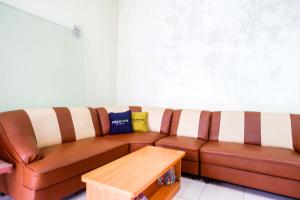 Urbanview Hotel Platinum Parepare