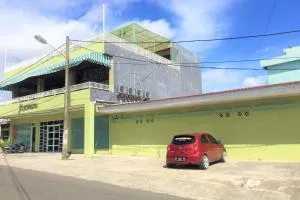 Urbanview Hotel Platinum Parepare - Pinrang
