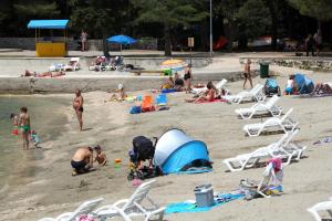 Apartments and rooms with parking space Mali Losinj (Losinj) - 2497