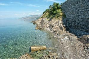 Apartments by the sea Sveti Juraj, Senj - 2399 