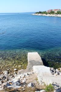 Apartments with a parking space Lun, Pag - 4062 