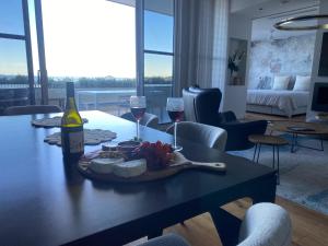 Penthouse On The Promenade