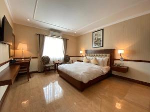 Central Resident Hotel