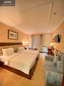 Central Resident Hotel