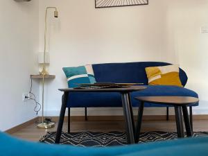 2- Quartier historique aux pieds des falaises