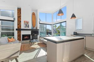 Beachy on Bream - Ruakākā Holiday Home