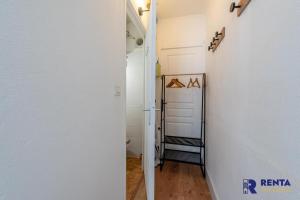 Appartements L'Evasion - Studio with a large garden - Wifi : photos des chambres