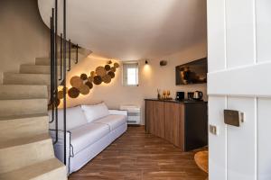 Lami Traditional Windmill - With Private pool and Jacuzzi