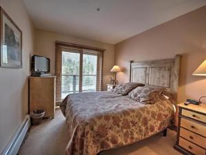 3 Bedroom Mountain View Condo In River Run Village Just 75 Yards From The Summit Express Gondola