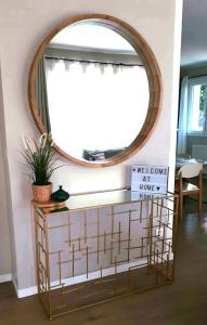 Villas Villa Auxerre luxe Piscine Interieure proche Paris sans Vis-a-vis : photos des chambres