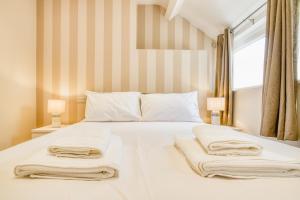 Spacious City Center 2 Bed Apartment Free Wifi