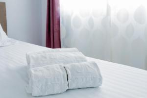 Santa Ana L16 Balcon and Terrace