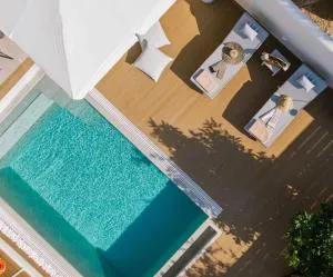 Sea View Luxury Villa White in Blue - Kaloí Liménes