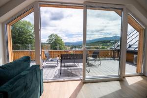 W Naturze - Apartament dla Aktywnych Premium Taras 20m2 Widok na Karkonosze blisko Szlaków i Stoku Dolina Szczęścia