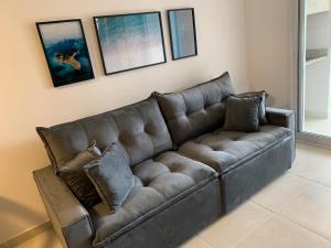 Apartamento Alto Padrão prédio com piscina e quadra.