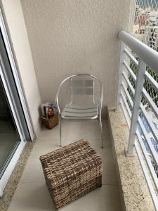 Apartamento Alto Padrão prédio com piscina e quadra.