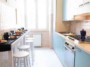 The Best Rent - Lovely two-bedroom apartment near Termini Station
