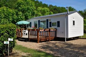 Campings Camping ONLYCAMP LE VAL JOYEUX : photos des chambres