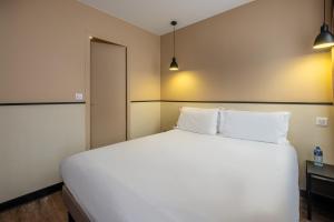 Hotels Hotel Lilas Blanc : photos des chambres