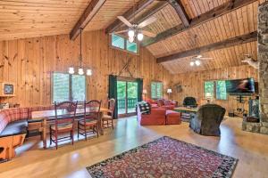 Serene Sky Valley Family Chalet with Fireplace