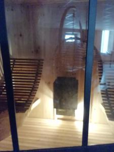 Appartements HOTEL DU BERRY - Loveroom avec Sauna, Hammam, Jacuzzi privatifs : photos des chambres