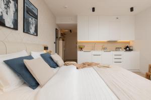 Pinea617 Seaview