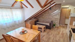 Attic Split apartment near city centre