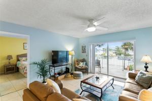 Beach Front Complex Condo - Madeira Norte #106
