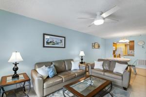 Beach Front Complex Condo - Madeira Norte #106