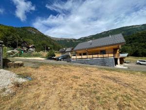 Maisons de vacances CHALET LA FOUGERE 15 personnes 180m2 bauges Savoie Thoiry : photos des chambres