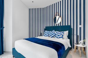 Ultimate Stay 4 Beds Burj Khalifa View Ultra Modern Business Bay