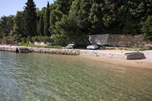 Apartments with a parking space Supetarska Draga - Gonar, Rab - 4987