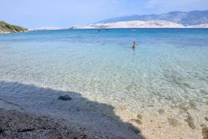 Apartments with parking space Pag - 6326