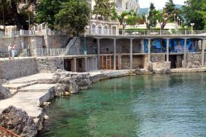 Apartments by the sea Lovran, Opatija - 7708 