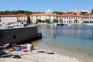 Apartments with a parking space Sali, Dugi otok - 8185