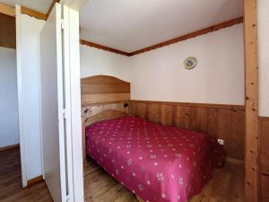 Appartement rénové 2 pièces proche pistes avec balcon - FR-1-344-914
