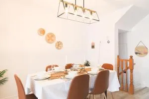 Stylish Boho Retreat- 5 Bed - 4 Bath - 15 min to Falls - Jordan