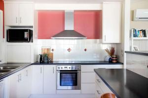 Beachfront Bliss on Mollymook Beach