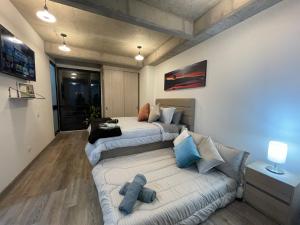 St. Louis Suites - Movistar Arena