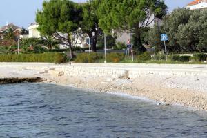 Apartments by the sea Novalja, Pag - 9683