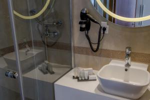 Grand Hotel Downtown