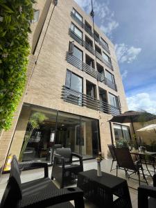 St. Louis Suites - Movistar Arena