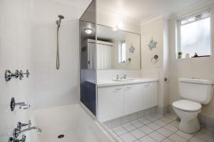 Unit 4 Cote DAzur 6 Douglas Street Sunshine Beach