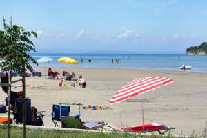 Family friendly apartments with a swimming pool Kampor, Rab - 14897 